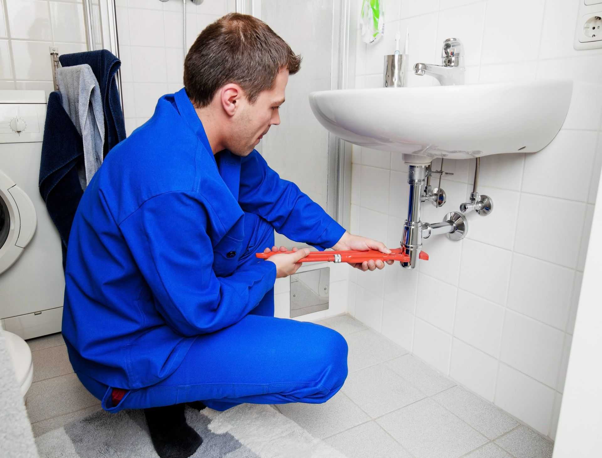 The Benefits of Hiring a Professional Plumber